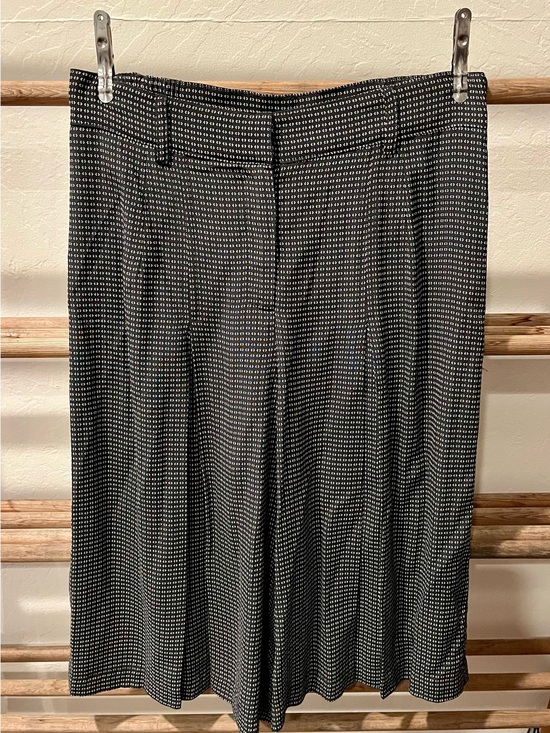 Bailey 44 Pants - Bailey 44 Aubrey Pleated Wide Leg Bermuda Shorts Mini Geo Print Black White